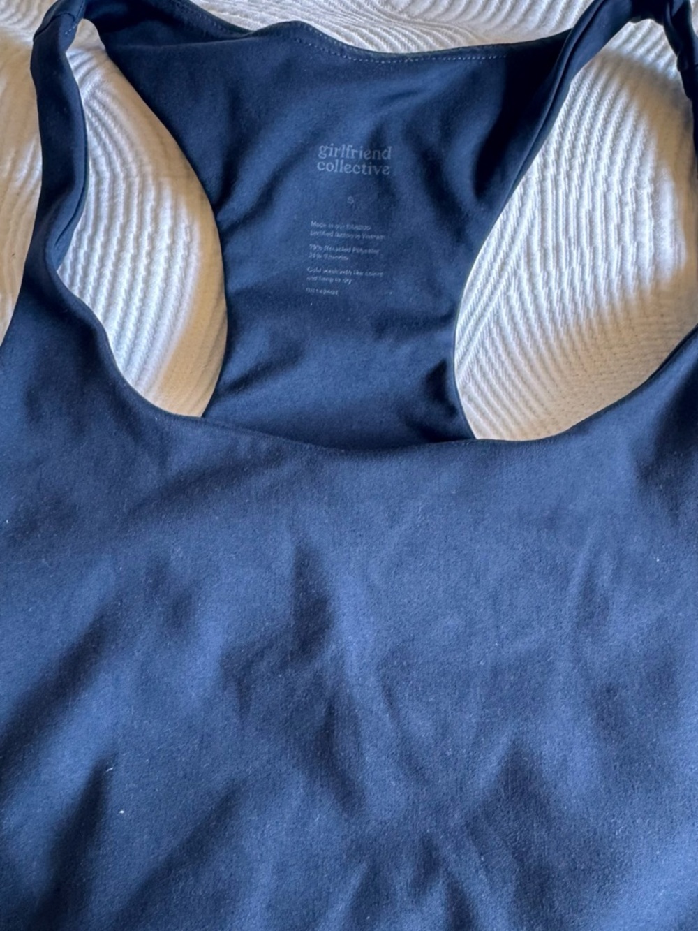 Bundle girlfriend collective Navy Sports Bra and Plum Leggings - Picture 3 of 5